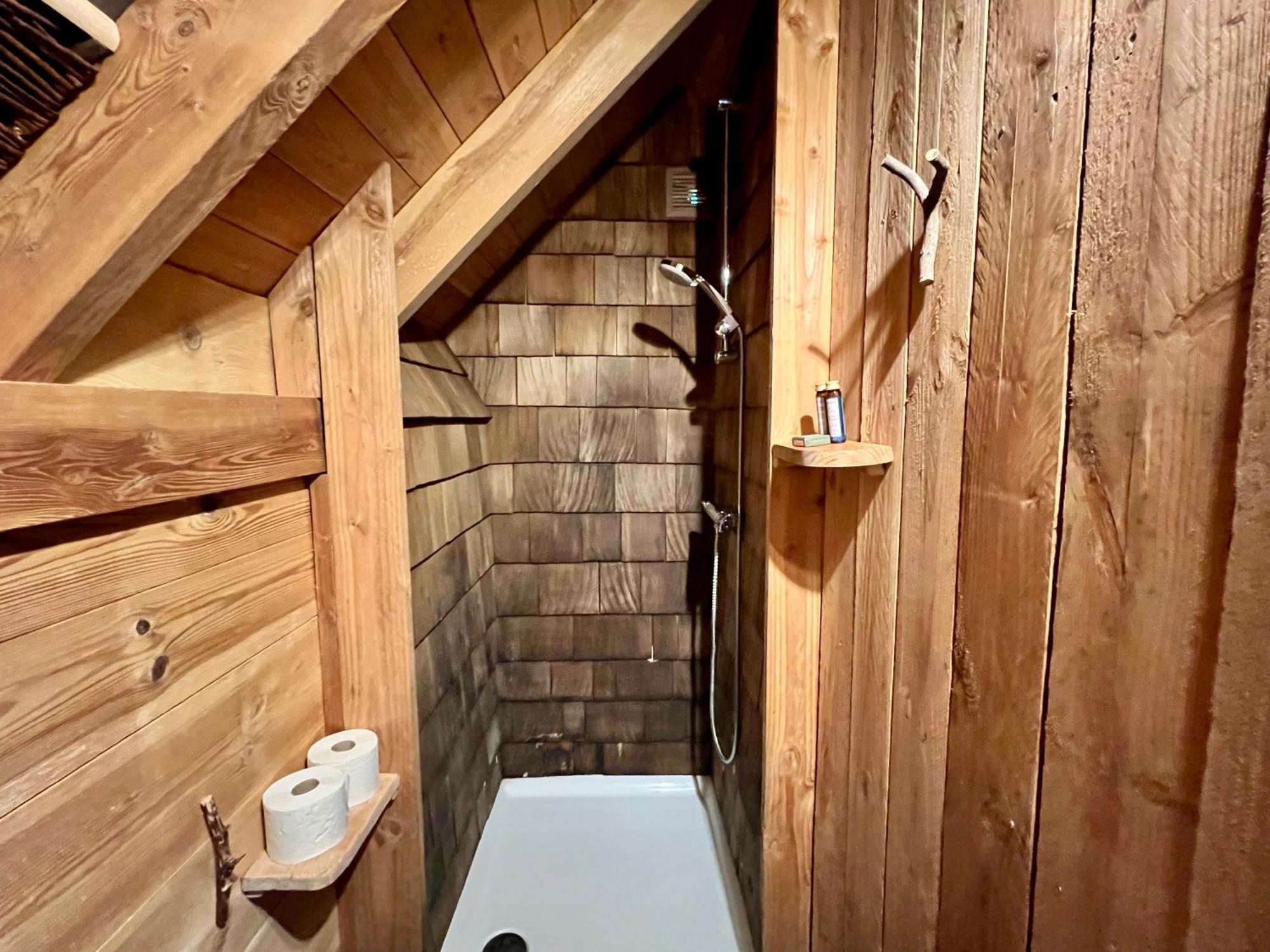 Les Cabanes De Rensiwez Mabompre Esterno foto